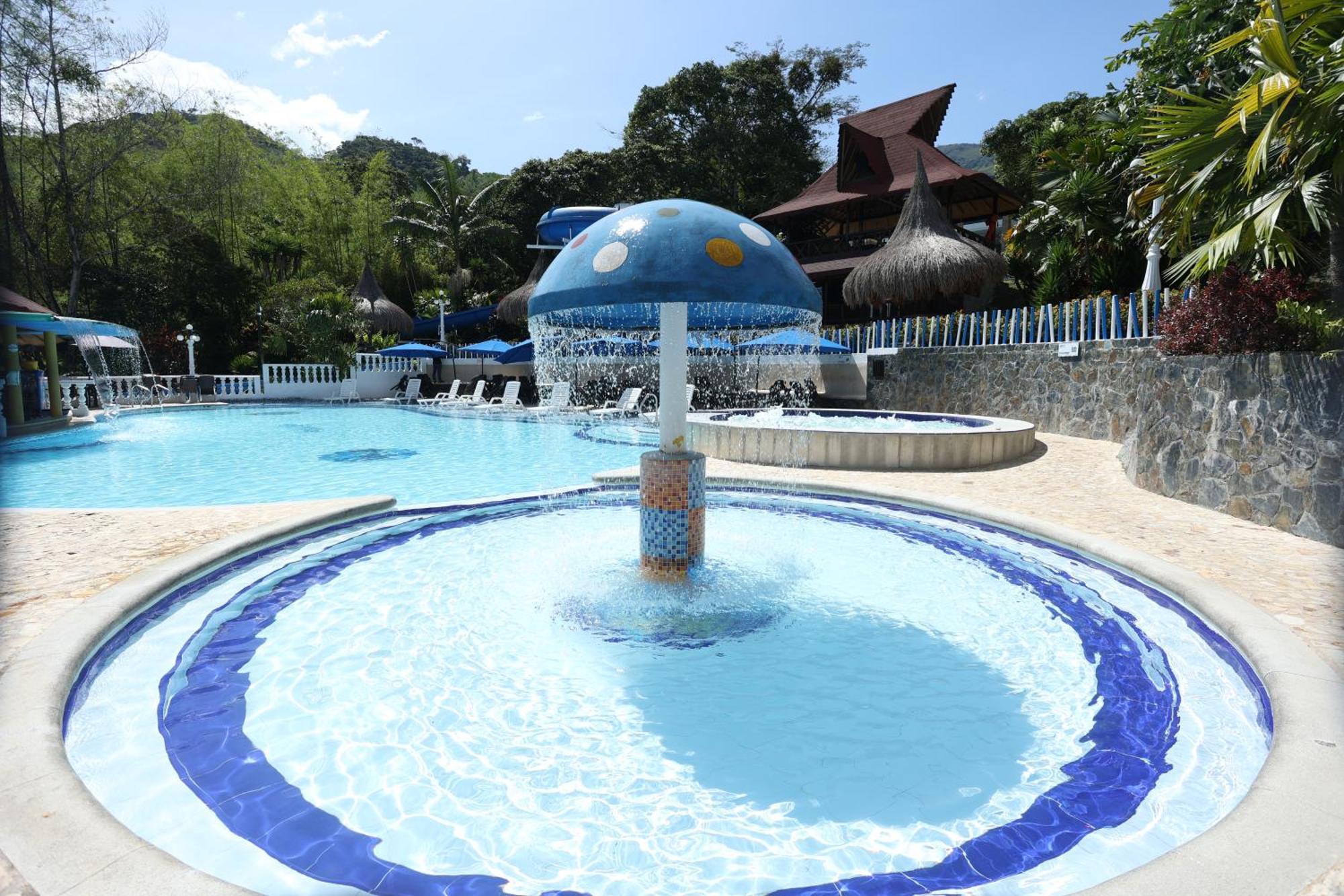 Hotel Aguatur ココルナ エクステリア 写真